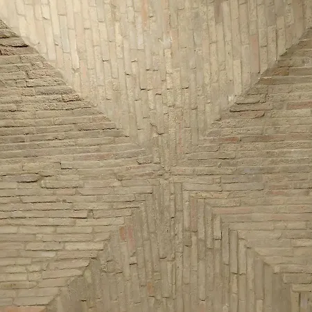 Domus Near Parcheggio Mojano Apartment