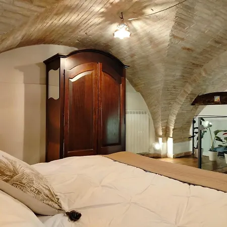 Apartment Domus Near Parcheggio Mojano *