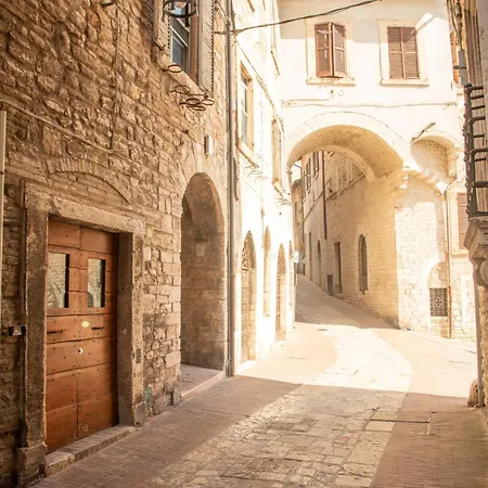 Domus Near Parcheggio Mojano Apartment Assisi