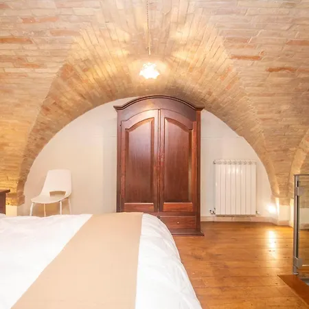 Domus Near Parcheggio Mojano Apartment