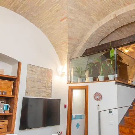 Domus Near Parcheggio Mojano Assisi