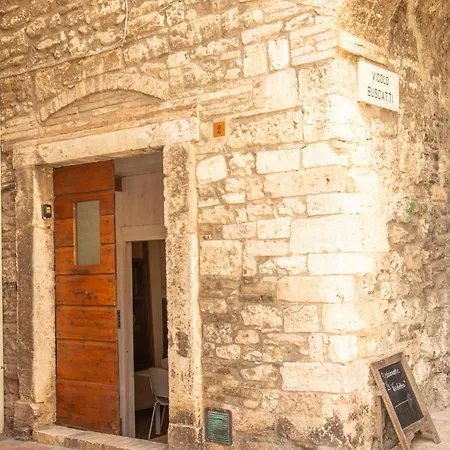 Domus Near Parcheggio Mojano Apartment Assisi